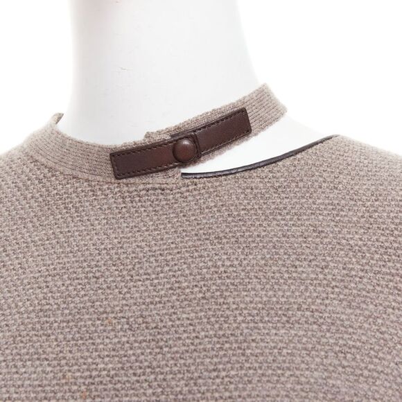 TOM FORD taupe fleece wool blend cut out leather collar sweater S - Picture 2 of 9